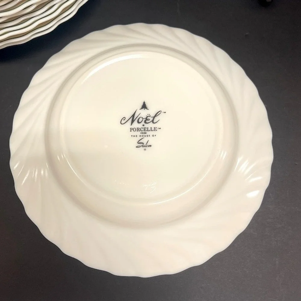 Set of 12‎ Cereal Salad or Soup Bowl Noel by Salem Porcelle Vintage 1980's